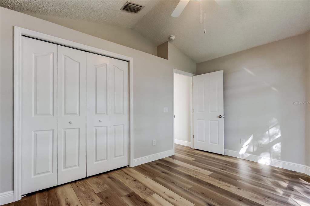 Под контрактом: $2,650 (3 спален, 2 ванн, 1549 Квадратных фут)