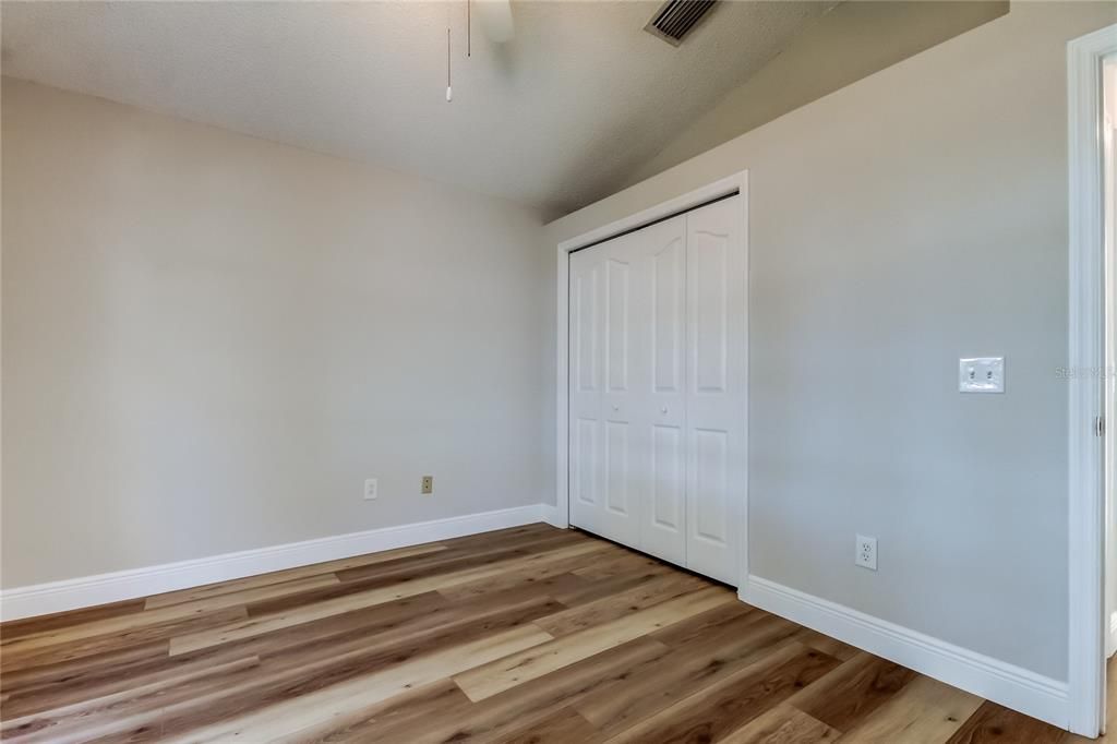 Под контрактом: $2,650 (3 спален, 2 ванн, 1549 Квадратных фут)