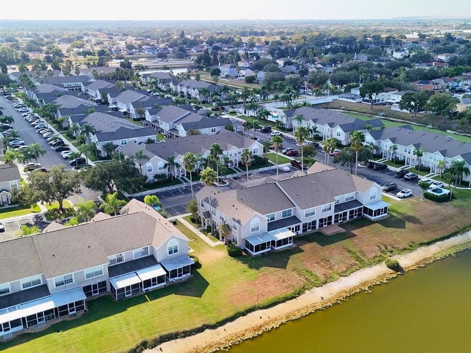 待售: $215,000 (2 贝兹, 1 浴室, 1159 平方英尺)