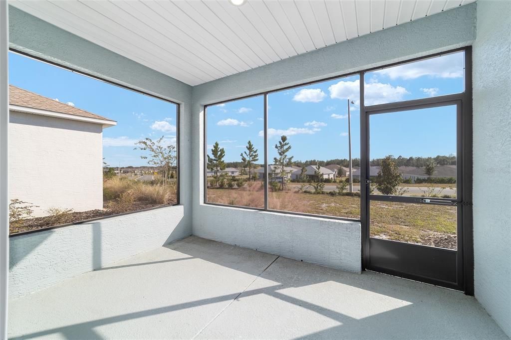 For Sale: $299,000 (2 beds, 2 baths, 1342 Square Feet)