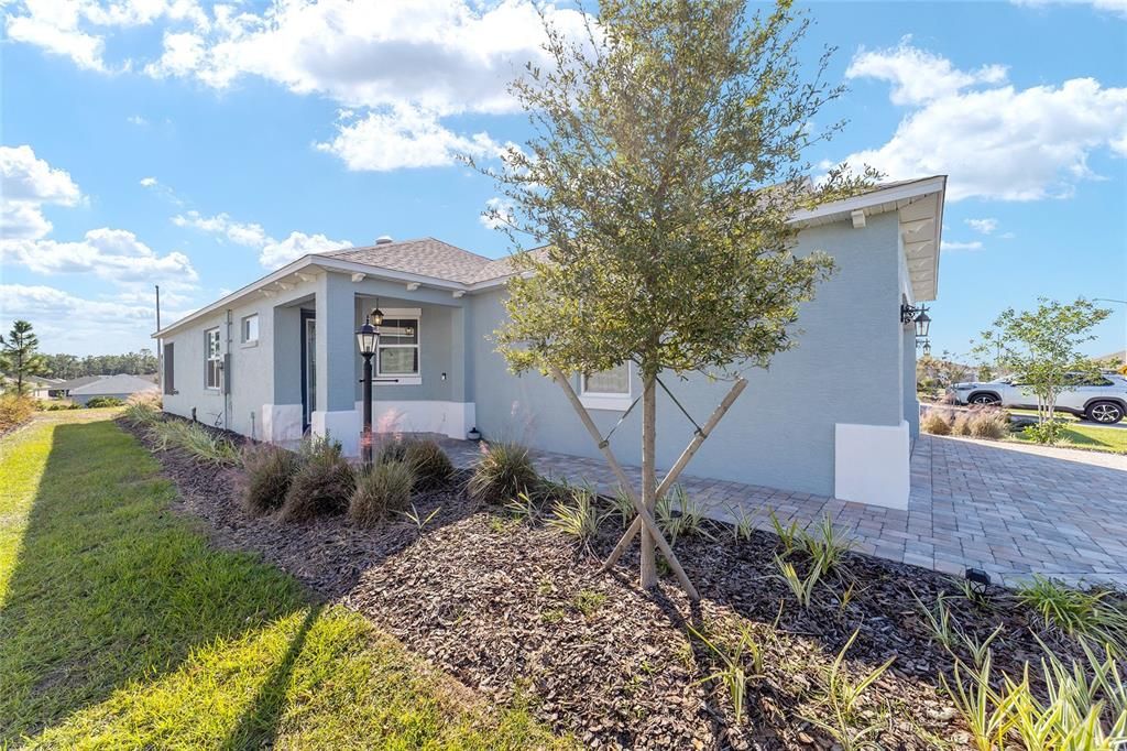 For Sale: $299,000 (2 beds, 2 baths, 1342 Square Feet)