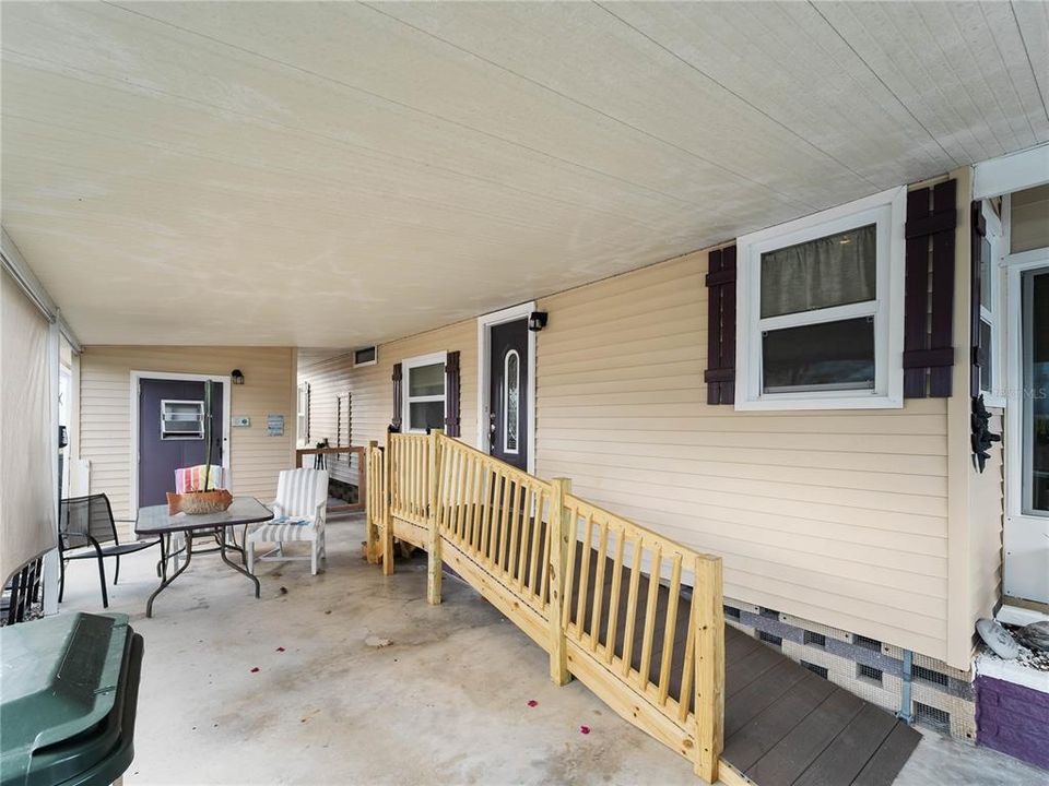 На продажу: $145,000 (2 спален, 2 ванн, 1066 Квадратных фут)