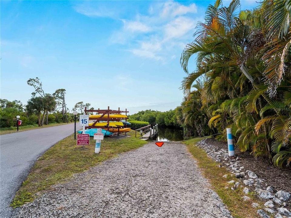 На продажу: $145,000 (2 спален, 2 ванн, 1066 Квадратных фут)