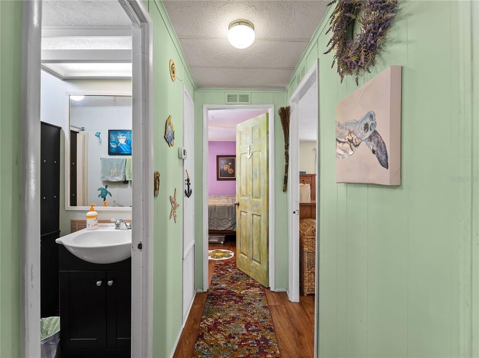 На продажу: $145,000 (2 спален, 2 ванн, 1066 Квадратных фут)