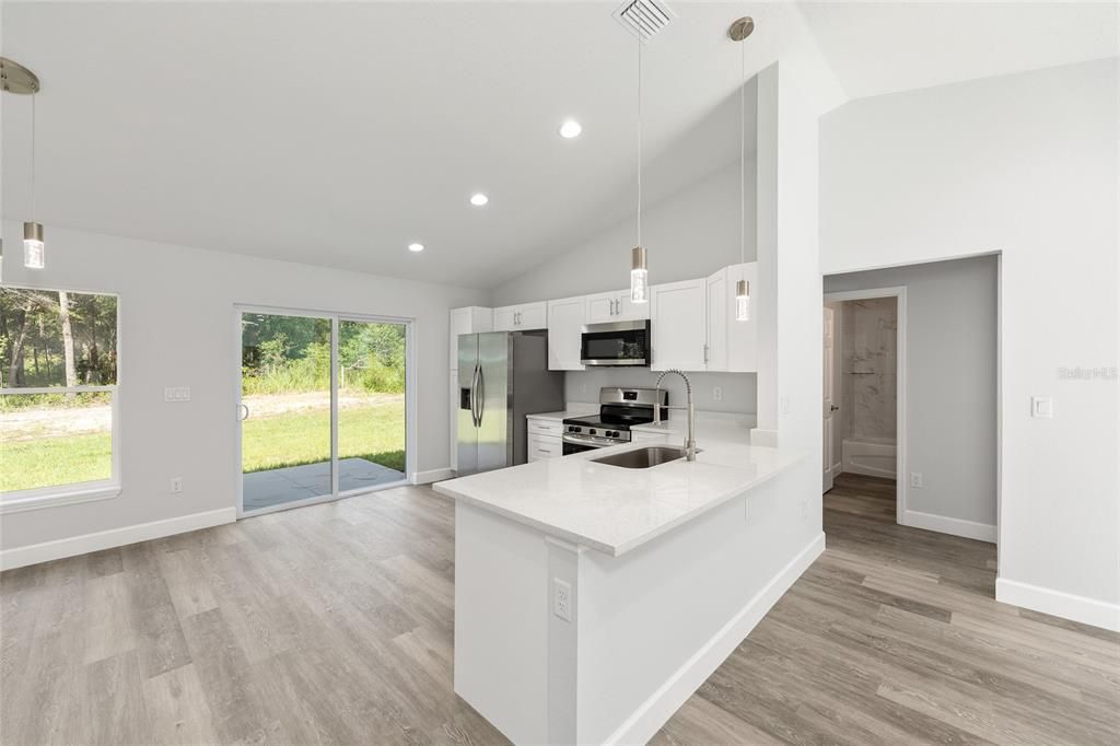 En Venta: $234,900 (3 camas, 2 baños, 1267 Pies cuadrados)