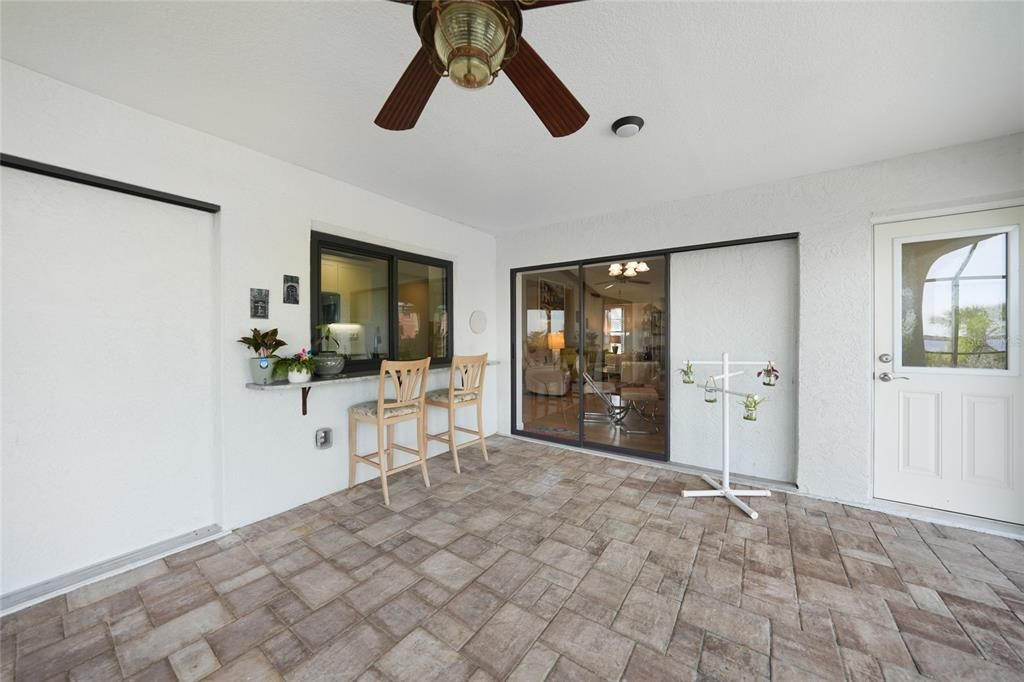 En Venta: $555,000 (3 camas, 2 baños, 1899 Pies cuadrados)