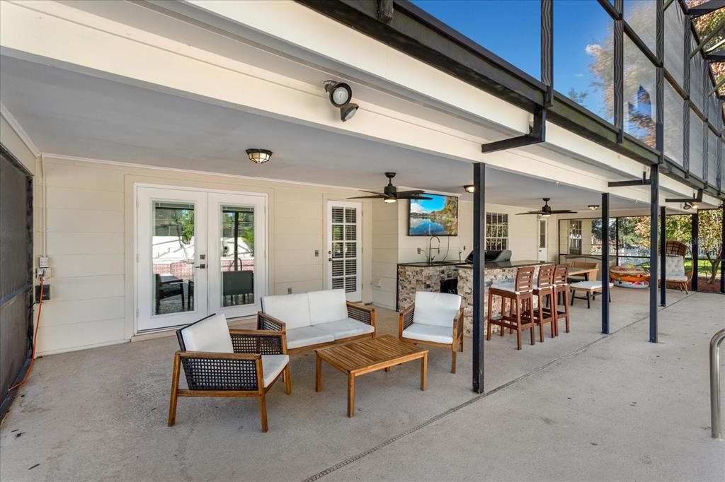 For Sale: $849,999 (4 beds, 2 baths, 2269 Square Feet)