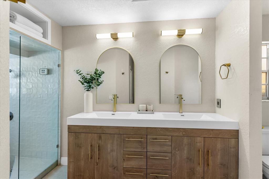 For Sale: $849,999 (4 beds, 2 baths, 2269 Square Feet)