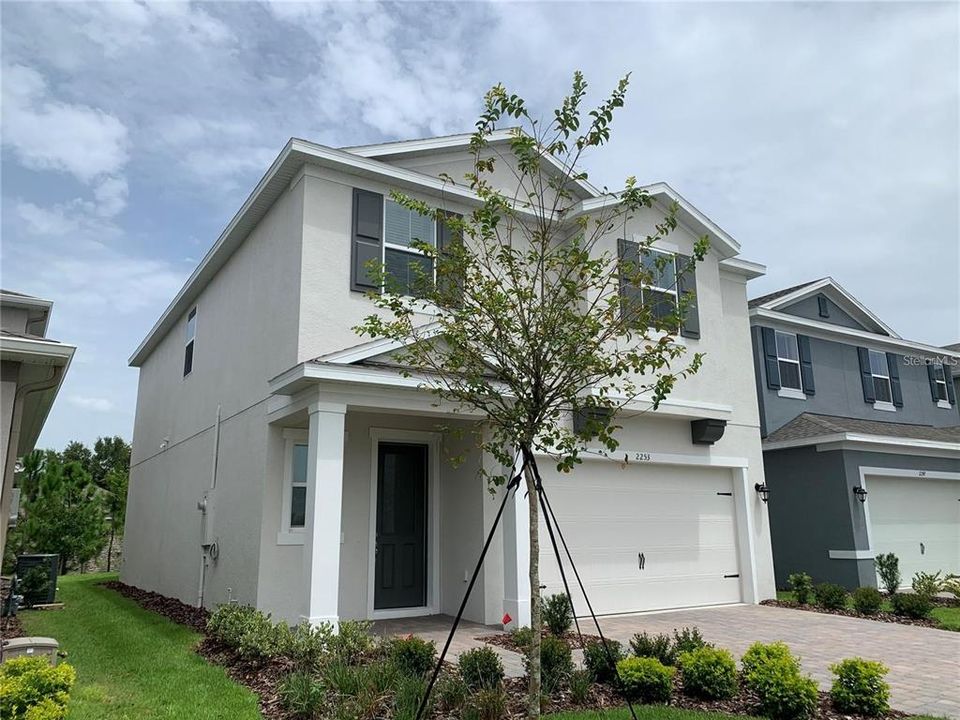 出租: $2,700 (4 贝兹, 2 浴室, 2330 平方英尺)