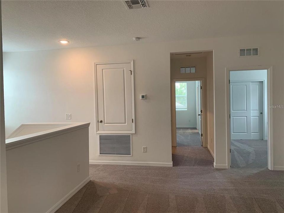 出租: $2,700 (4 贝兹, 2 浴室, 2330 平方英尺)