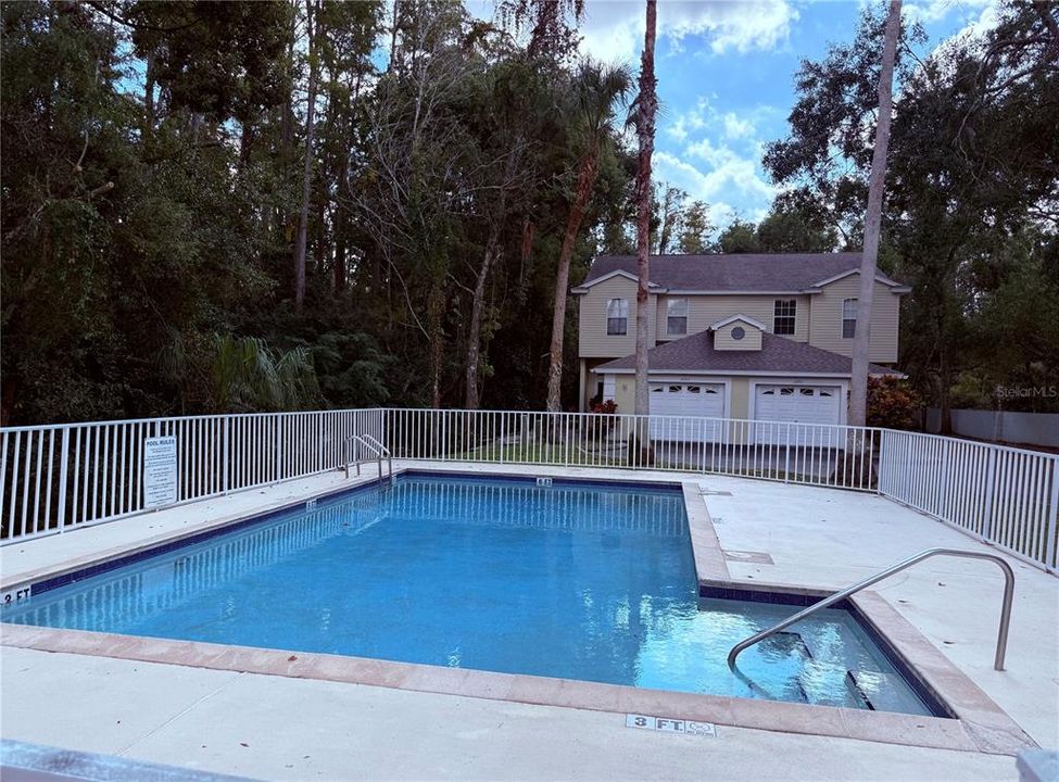 For Sale: $295,000 (2 beds, 2 baths, 1460 Square Feet)