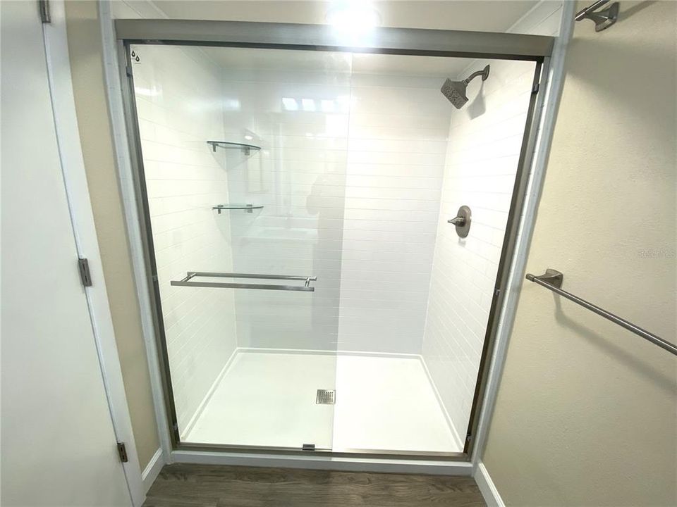 For Sale: $295,000 (2 beds, 2 baths, 1460 Square Feet)