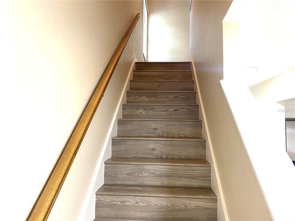 For Sale: $295,000 (2 beds, 2 baths, 1460 Square Feet)