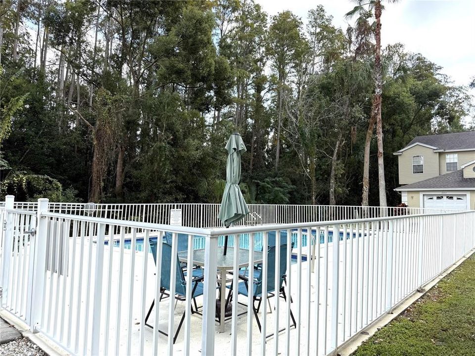 For Sale: $295,000 (2 beds, 2 baths, 1460 Square Feet)