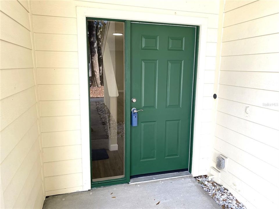 For Sale: $295,000 (2 beds, 2 baths, 1460 Square Feet)