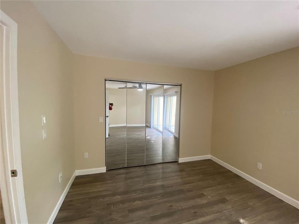 For Sale: $295,000 (2 beds, 2 baths, 1460 Square Feet)