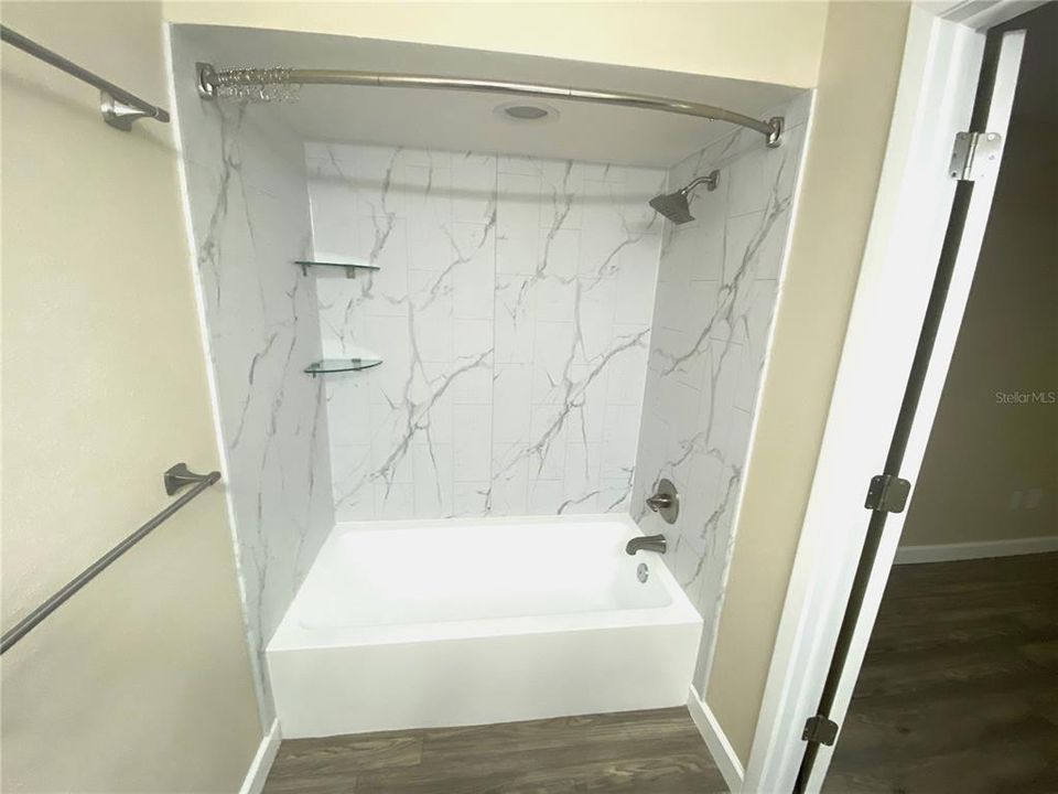 For Sale: $295,000 (2 beds, 2 baths, 1460 Square Feet)