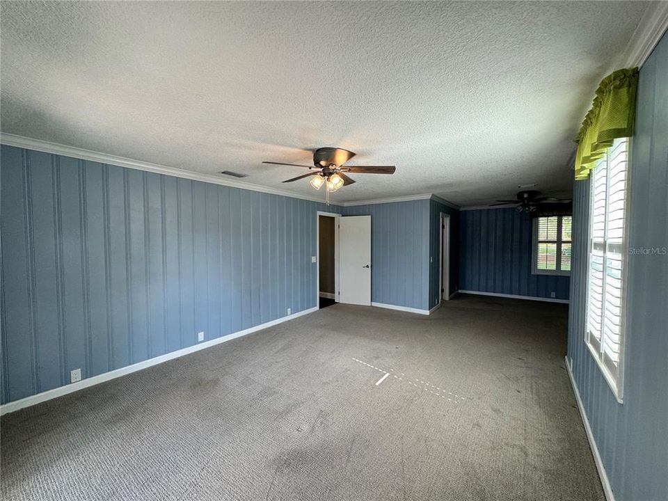 En Renta: $2,495 (3 camas, 2 baños, 2122 Pies cuadrados)