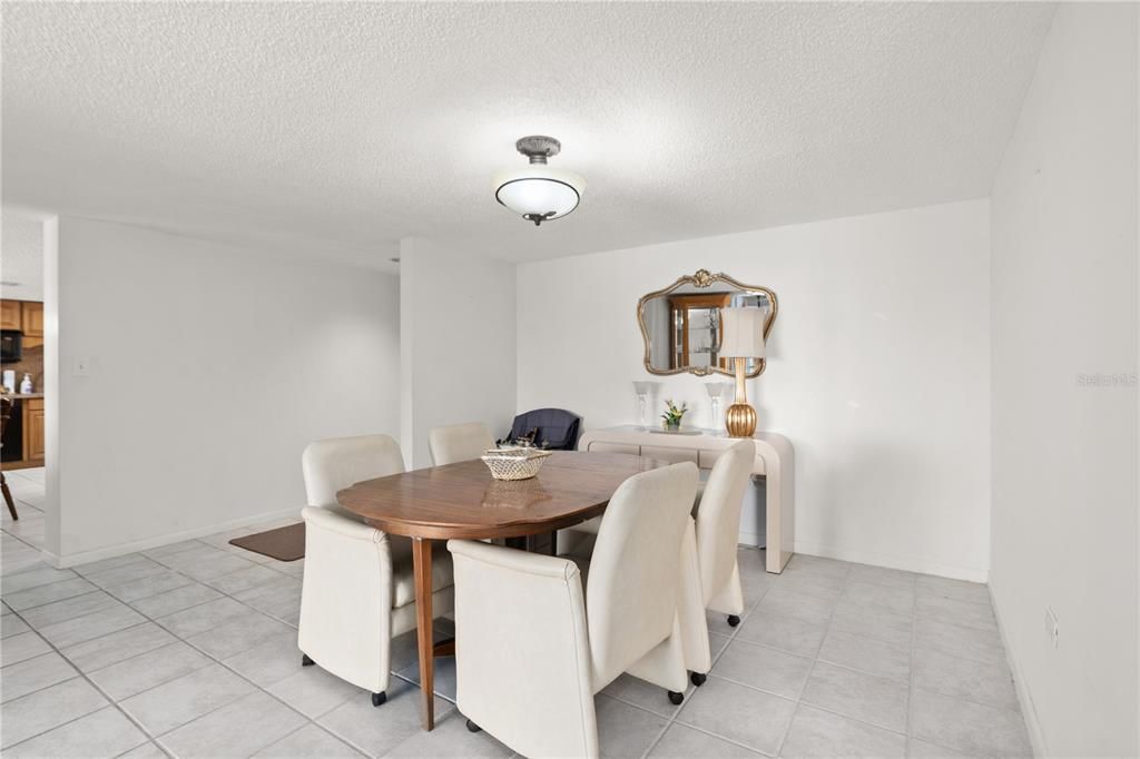 For Sale: $399,900 (3 beds, 2 baths, 1780 Square Feet)