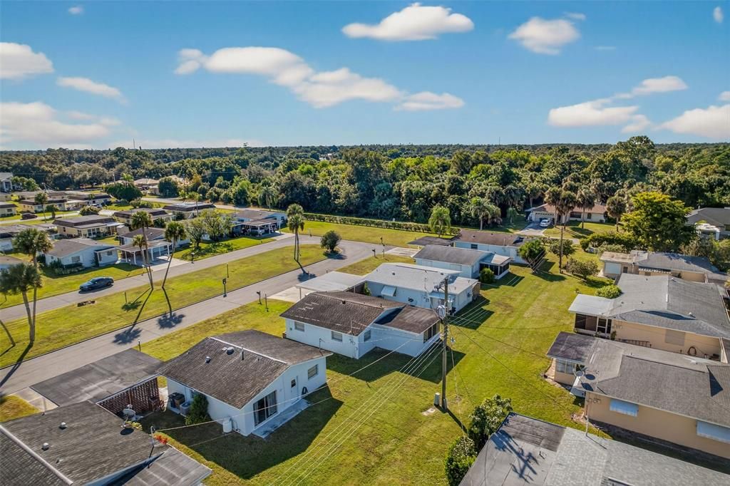 For Sale: $99,000 (2 beds, 1 baths, 900 Square Feet)