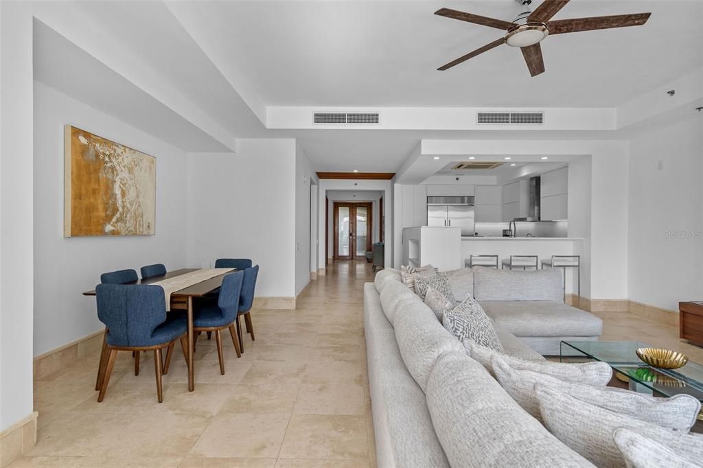 待售: $3,199,000 (3 贝兹, 3 浴室, 2323 平方英尺)