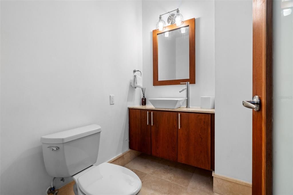 待售: $3,199,000 (3 贝兹, 3 浴室, 2323 平方英尺)