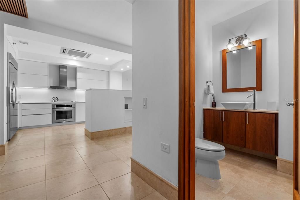 待售: $3,199,000 (3 贝兹, 3 浴室, 2323 平方英尺)