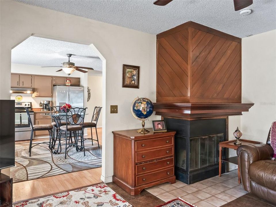 For Sale: $330,000 (3 beds, 2 baths, 1908 Square Feet)