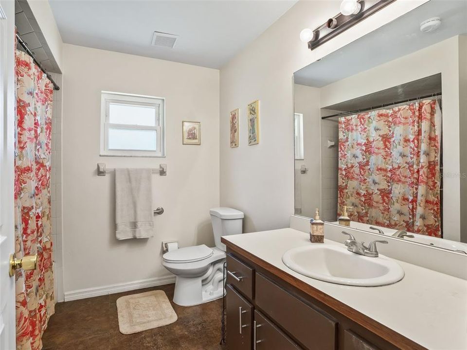 For Sale: $330,000 (3 beds, 2 baths, 1908 Square Feet)