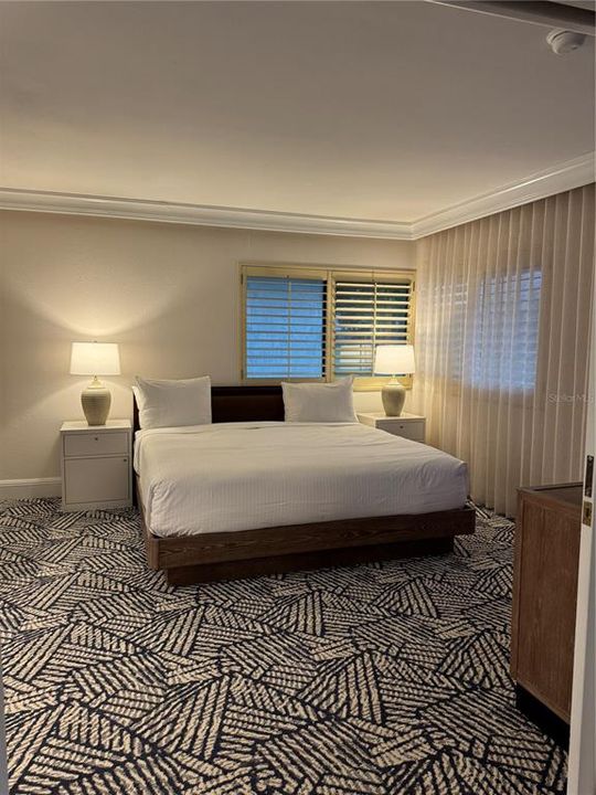 For Sale: $169,900 (2 beds, 2 baths, 1015 Square Feet)