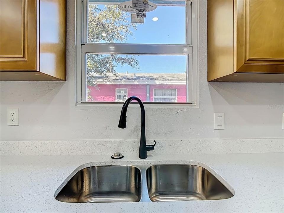 En Renta: $1,650 (3 camas, 2 baños, 1190 Pies cuadrados)