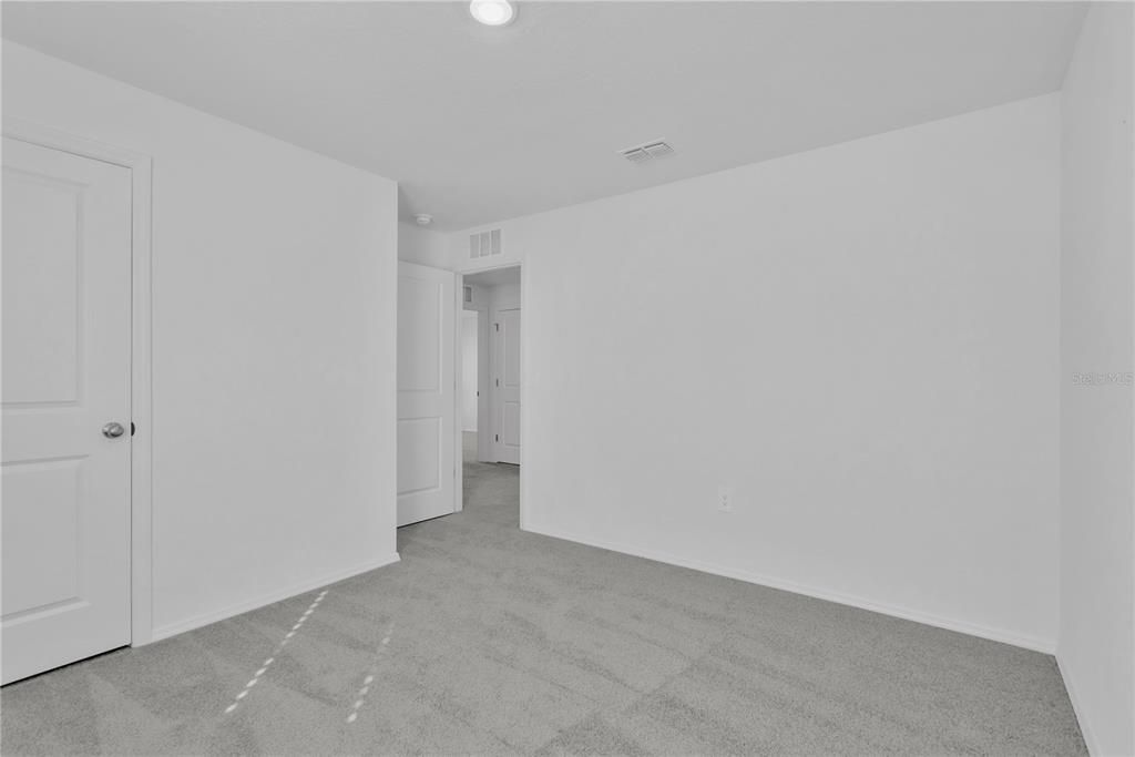 For Rent: $3,100 (5 beds, 3 baths, 2491 Square Feet)