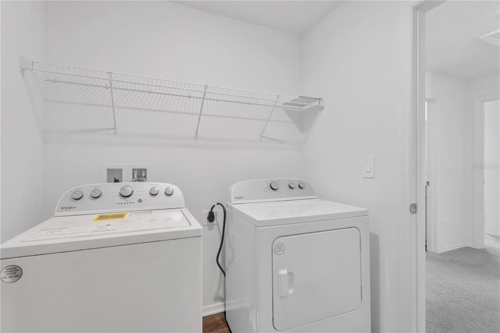 For Rent: $3,100 (5 beds, 3 baths, 2491 Square Feet)