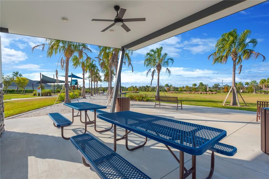 For Rent: $3,100 (5 beds, 3 baths, 2491 Square Feet)