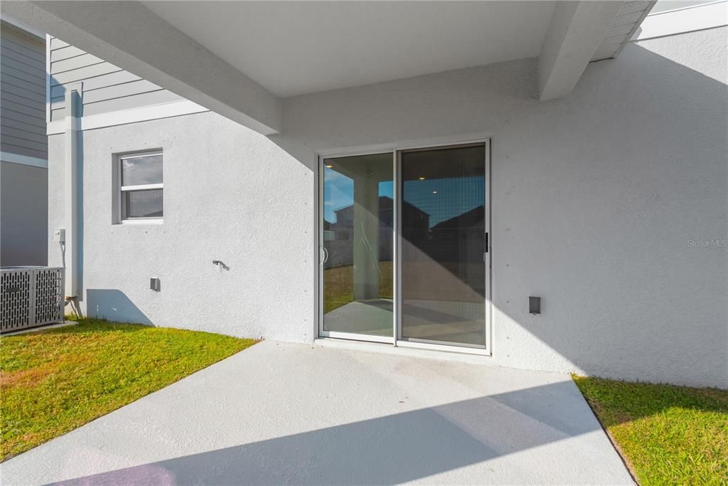 For Rent: $3,100 (5 beds, 3 baths, 2491 Square Feet)