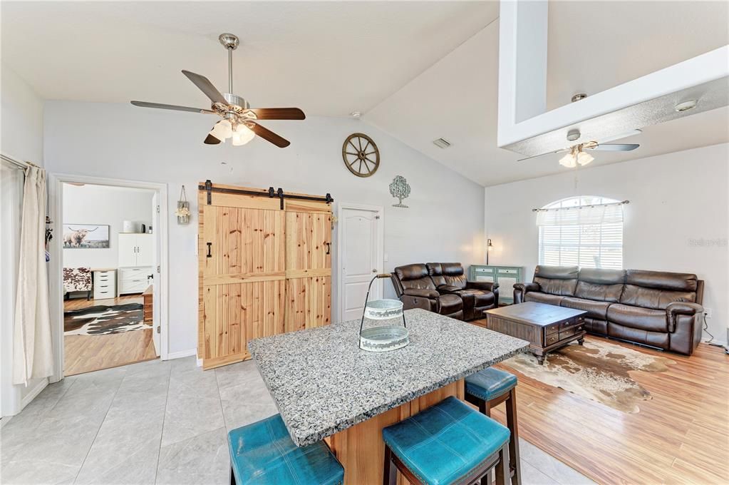 For Sale: $589,000 (3 beds, 2 baths, 1298 Square Feet)