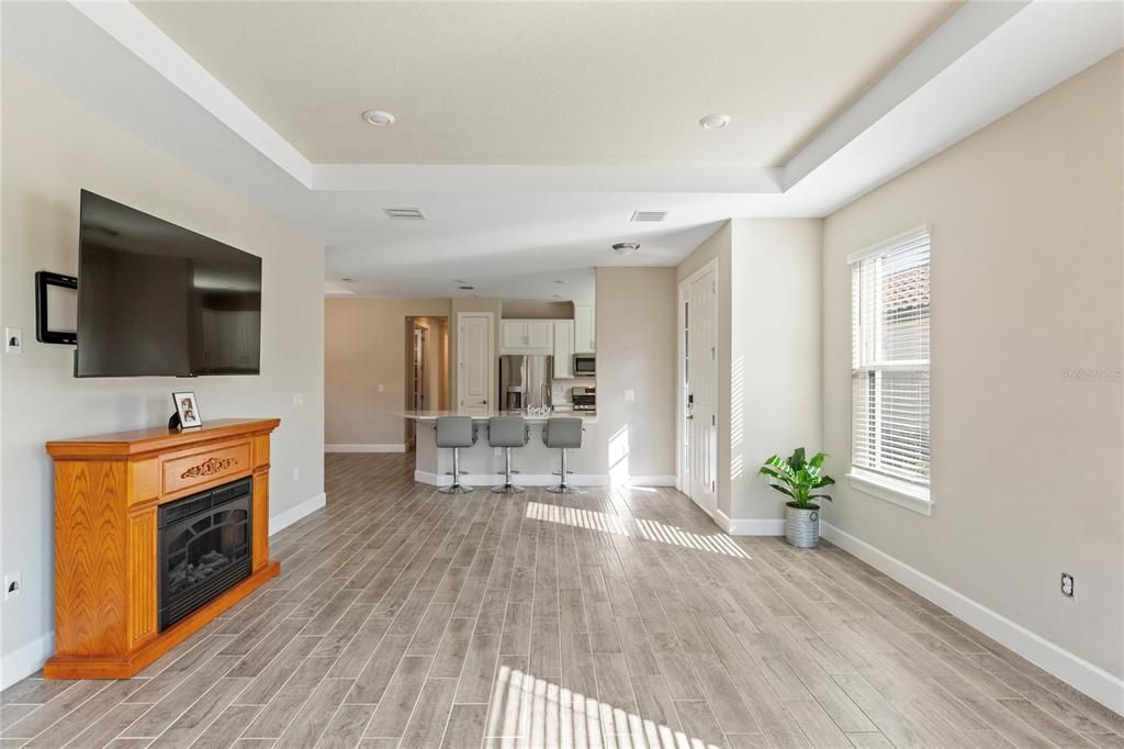 На продажу: $469,999 (3 спален, 2 ванн, 1934 Квадратных фут)