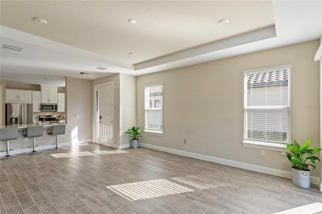 На продажу: $469,999 (3 спален, 2 ванн, 1934 Квадратных фут)