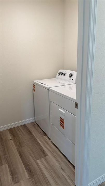 For Rent: $2,300 (4 beds, 2 baths, 1828 Square Feet)