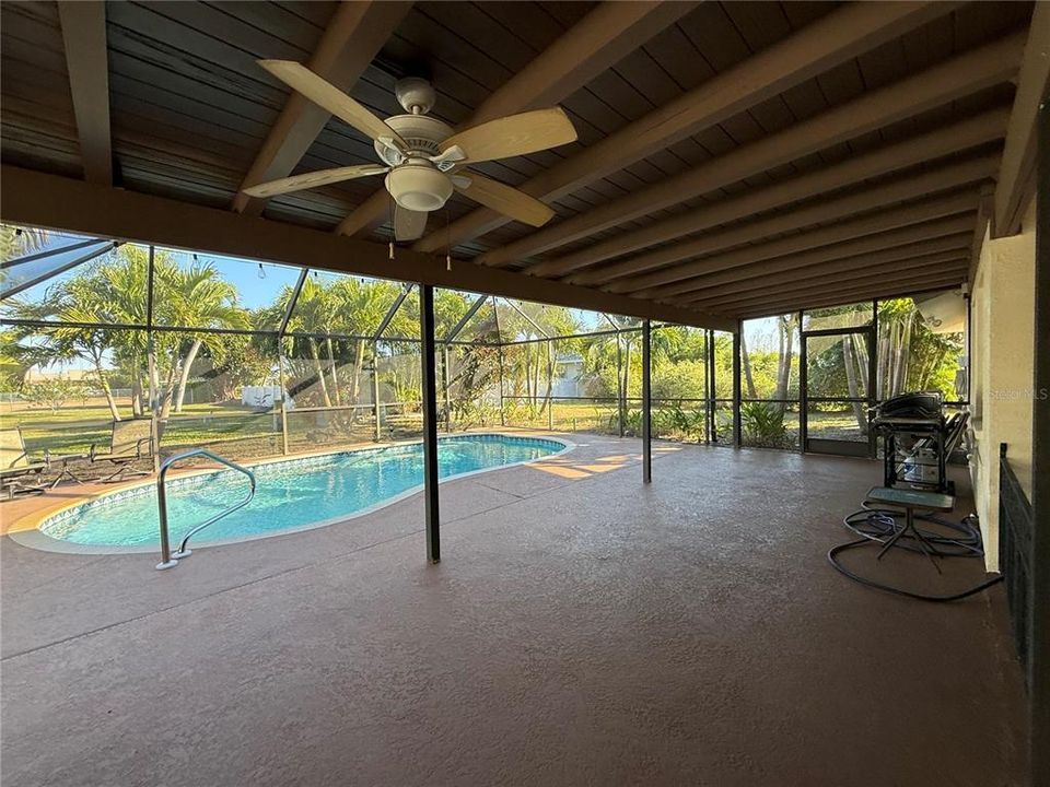 En Renta: $3,000 (3 camas, 2 baños, 1839 Pies cuadrados)