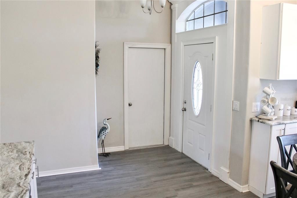 En Venta: $329,900 (3 camas, 2 baños, 1278 Pies cuadrados)