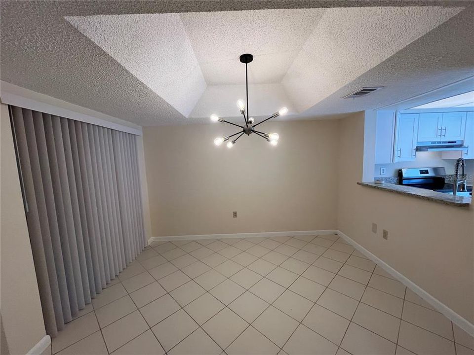 For Rent: $2,067 (3 beds, 2 baths, 1562 Square Feet)