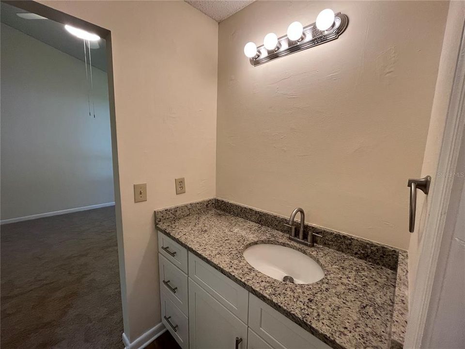 For Rent: $2,067 (3 beds, 2 baths, 1562 Square Feet)