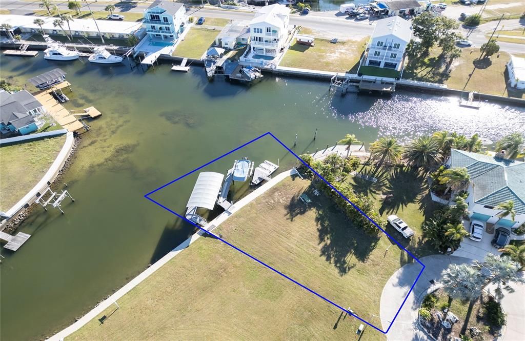 待售: $360,000 (0.15 acres)