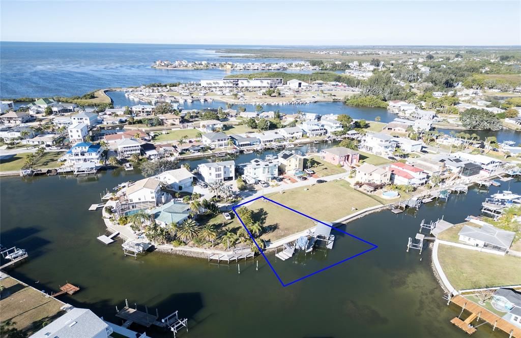 待售: $360,000 (0.15 acres)