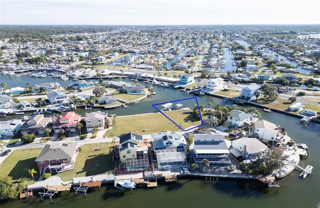 待售: $360,000 (0.15 acres)