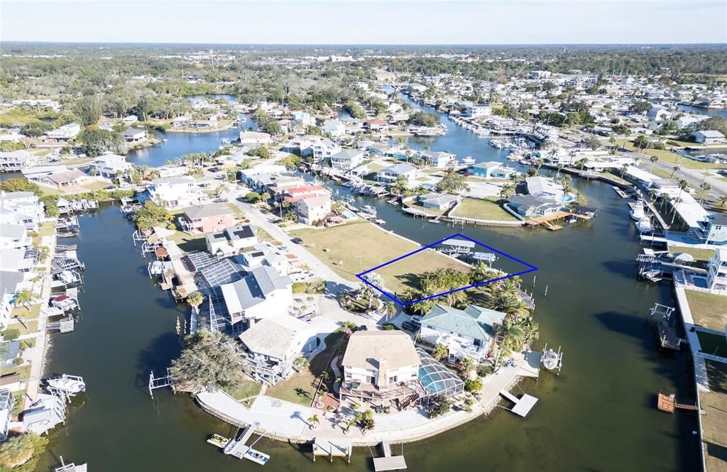 待售: $360,000 (0.15 acres)