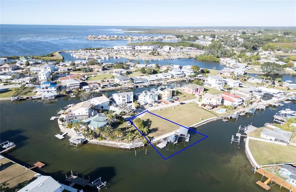 待售: $360,000 (0.15 acres)