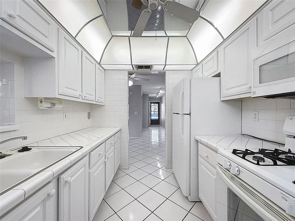 En Venta: $145,000 (2 camas, 2 baños, 1100 Pies cuadrados)