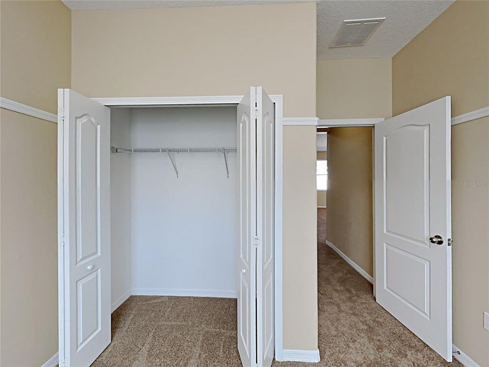 For Sale: $350,000 (4 beds, 3 baths, 2049 Square Feet)